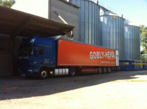 langer LKW von GOBLY-HEIGL Transport